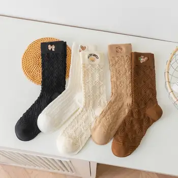Дамски памучни чорапи със сладък анимационен бродерия, Дълги смешни чорапи, зимни Модни улични обикновена терлици